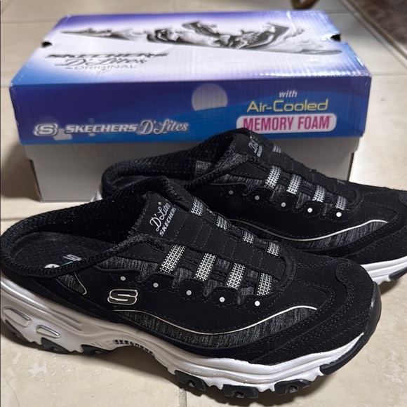 Skechers D'Lites Black and White Slip-On Sneakers - Picture 2 of 7